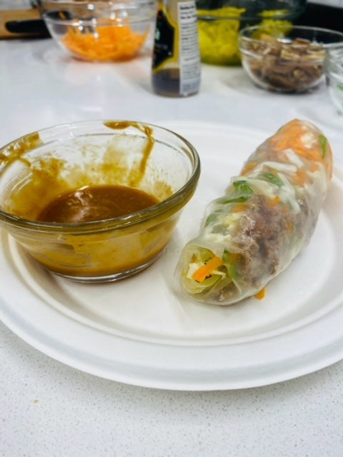 Vietnamese Summer Roll with Peanut Dipping Sauce