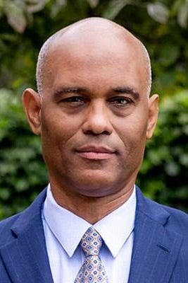 Thomas W. Mitchell Headshot