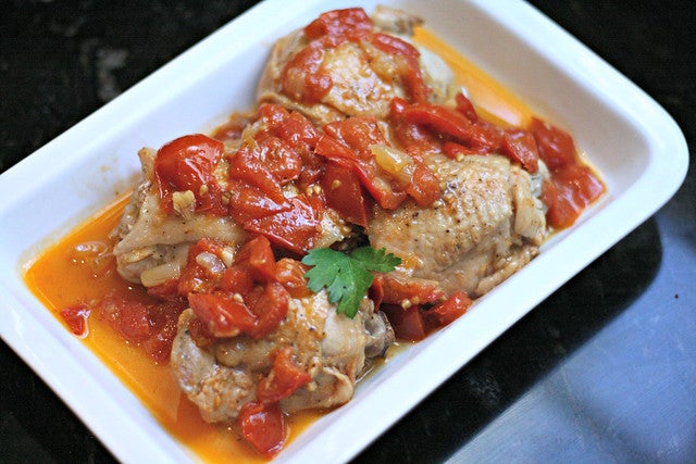 Muslos De Pollo Deshuesados Con Tomate Y Hierbas