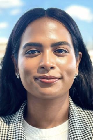 Swetha Devabalan Headshot