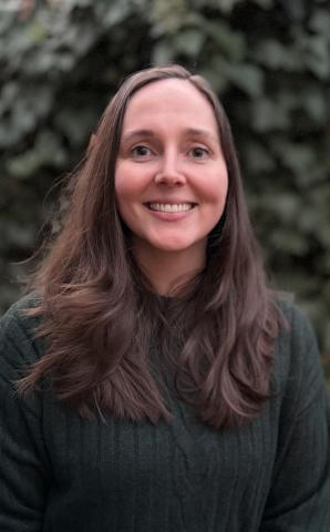 Katherine Lee headshot