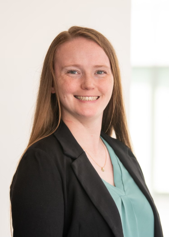 Katie Reardon Headshot